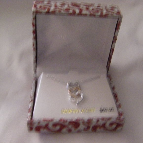 Kohl's Fine Jewelry Jewelry Heart Necklace 6 Silver Plated Diamond
